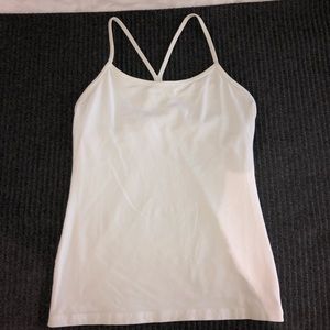 Lululemon power Y white tank!